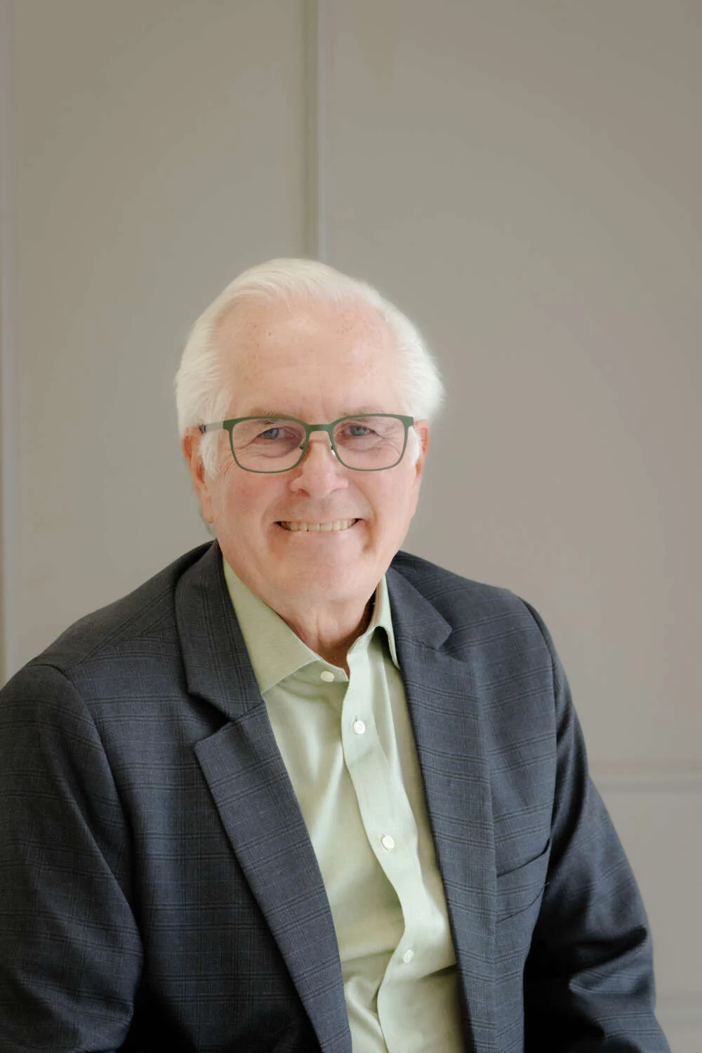 Portrait de Patrick, conférencier, souriant