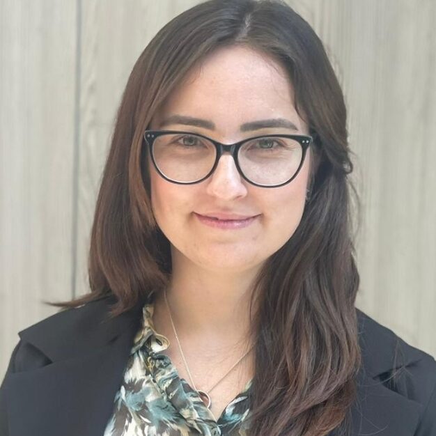 Dr. Bethânia Monteforte Sasseron