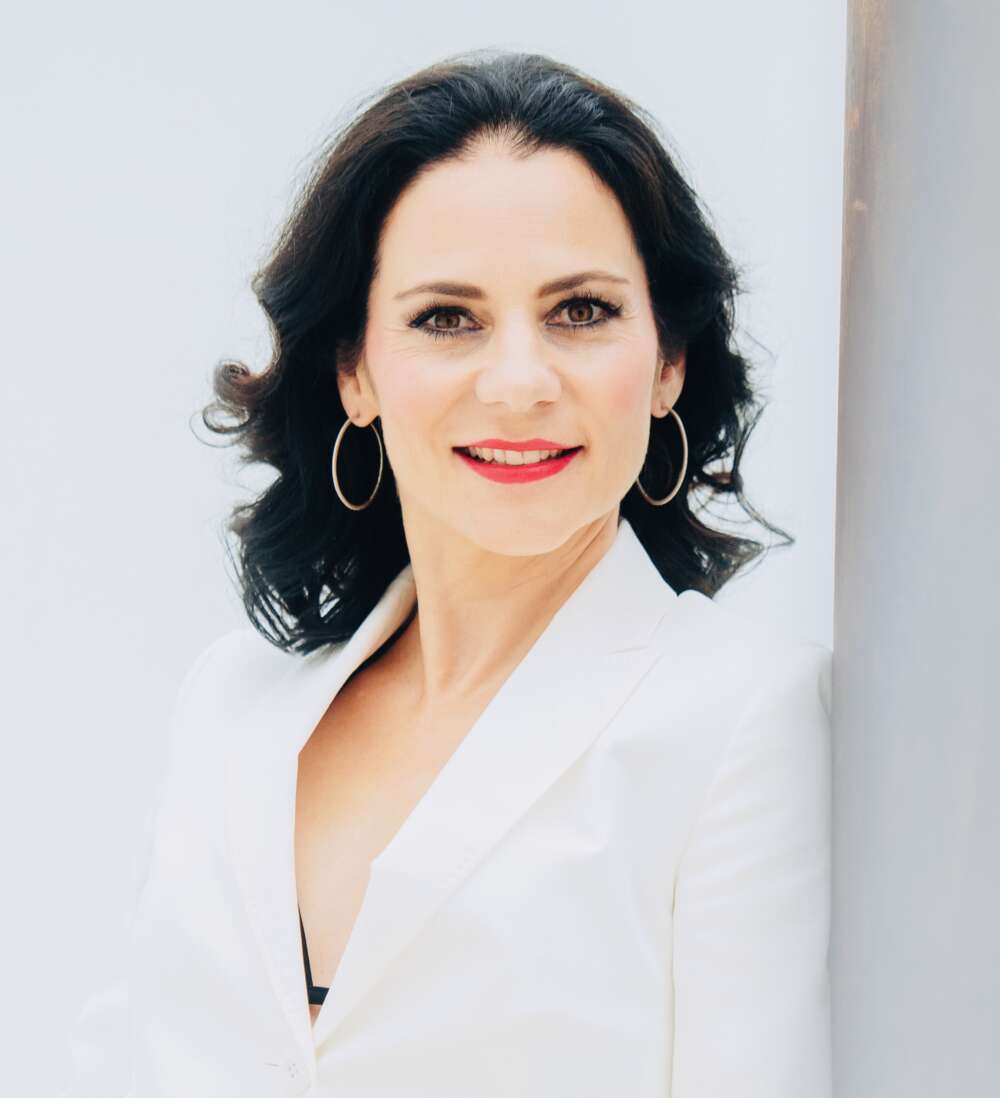 Angela Ramel